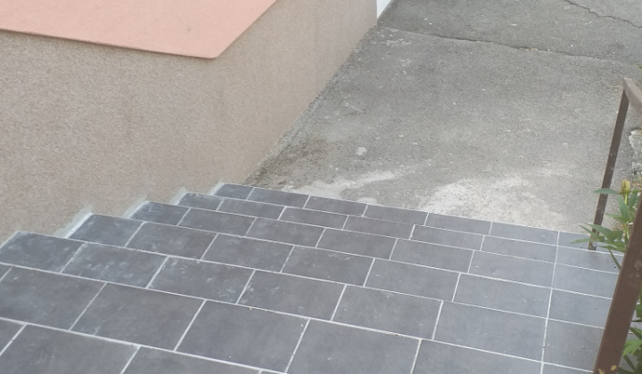 Schodisko pri KD Pôtor, 6/2022.