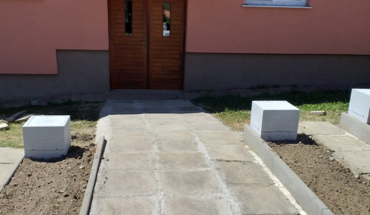 Vybudovanie hľadiska na amfiteátri v Pôtri, 6/2022.