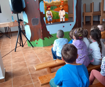 Materská škola - fotogaléria / Divadielko  Lienka, 25.04.2023. - foto
