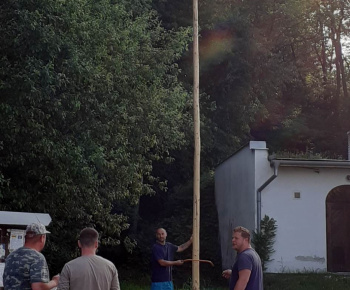 Aktuality / Pozvanie - rúcanie mája v Žihľave, v nedeľu 28.5. o 18.00 hod. - foto