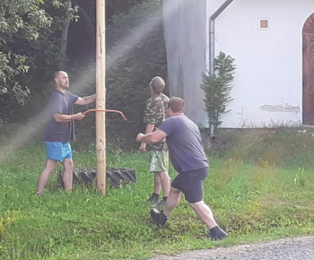 Aktuality / Pozvanie - rúcanie mája v Žihľave, v nedeľu 28.5. o 18.00 hod. - foto