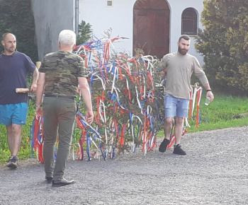 Aktuality / Pozvanie - rúcanie mája v Žihľave, v nedeľu 28.5. o 18.00 hod. - foto