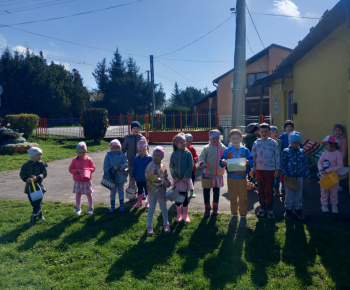 Materská škola - fotogaléria / Jarné tvorenie, šibačka, polievačka, hľadanie vajíčok... - foto