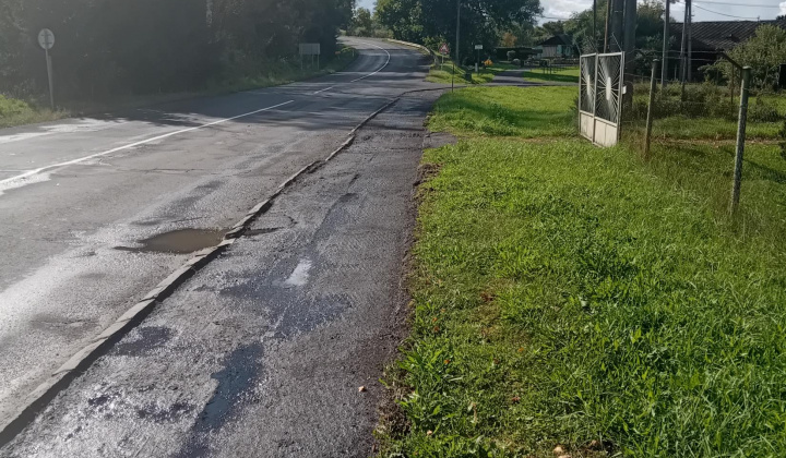 Rekonštrukcia chodníka do miestnej časti Elektráreň.
