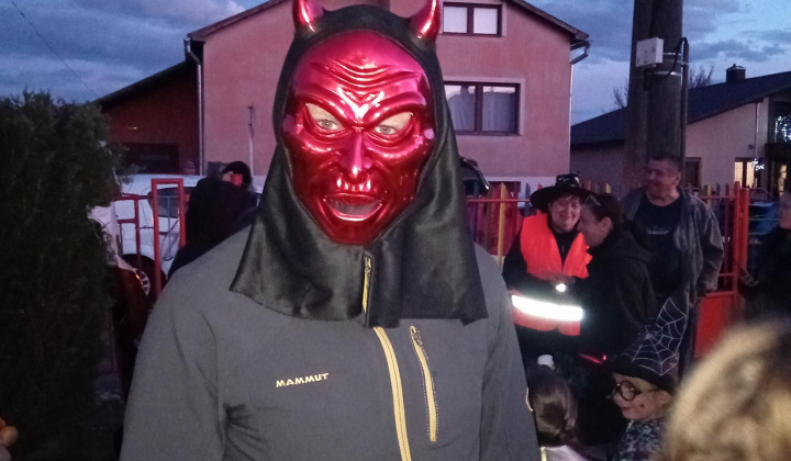 Lampiónový sprievod 2025