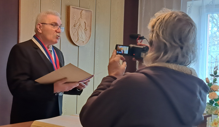 Slávnostné prijatie a udelenie čestného uznania Ing. Jánovi Jančovicovi.