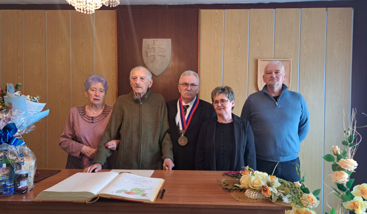 Slávnostné prijatie a udelenie čestného uznania Ing. Jánovi Jančovicovi.