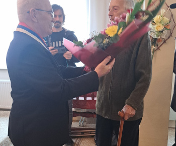Aktuality / Slávnostné prijatie a udelenie čestného uznania rodákovi Ing. Jánovi Jančovicovi pri príležitosti životného jubilea a za celoživotnú propagáciu obce Pôtor na Slovensku a v zahraničí. - foto