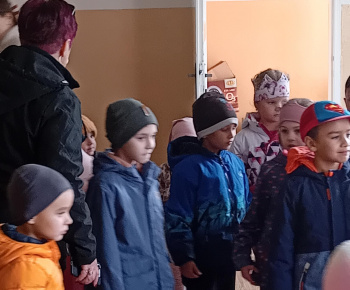 Materská škola - fotogaléria / Mesiac knihy - návšteva obecnej knižnice. - foto