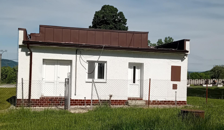 Rekonštrukcia striech ZS, domu smútku Pôtor, nový náter krytiny MŠ.